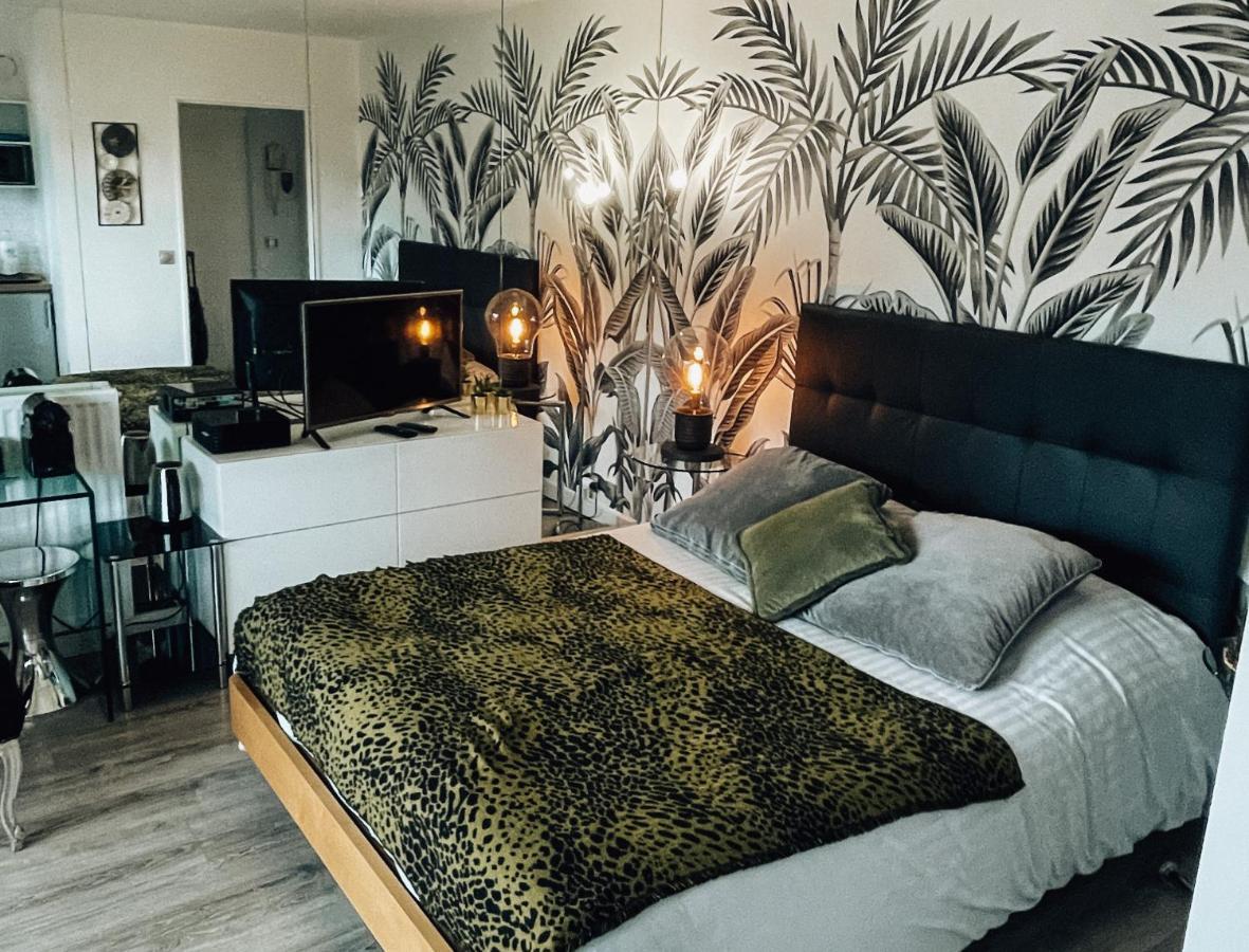 Beautiful Modern Fully Furnished Studio Levallois-Perret Kültér fotó