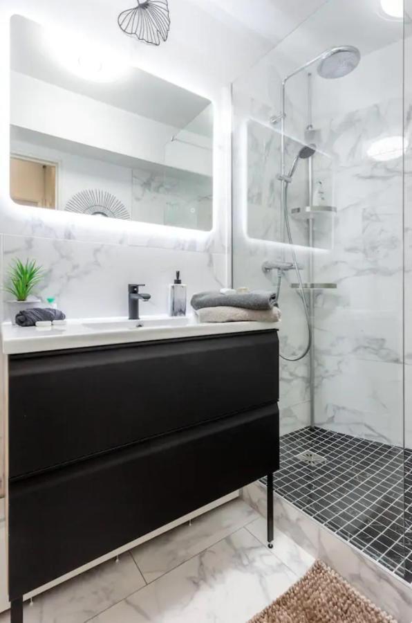 Beautiful Modern Fully Furnished Studio Levallois-Perret Kültér fotó